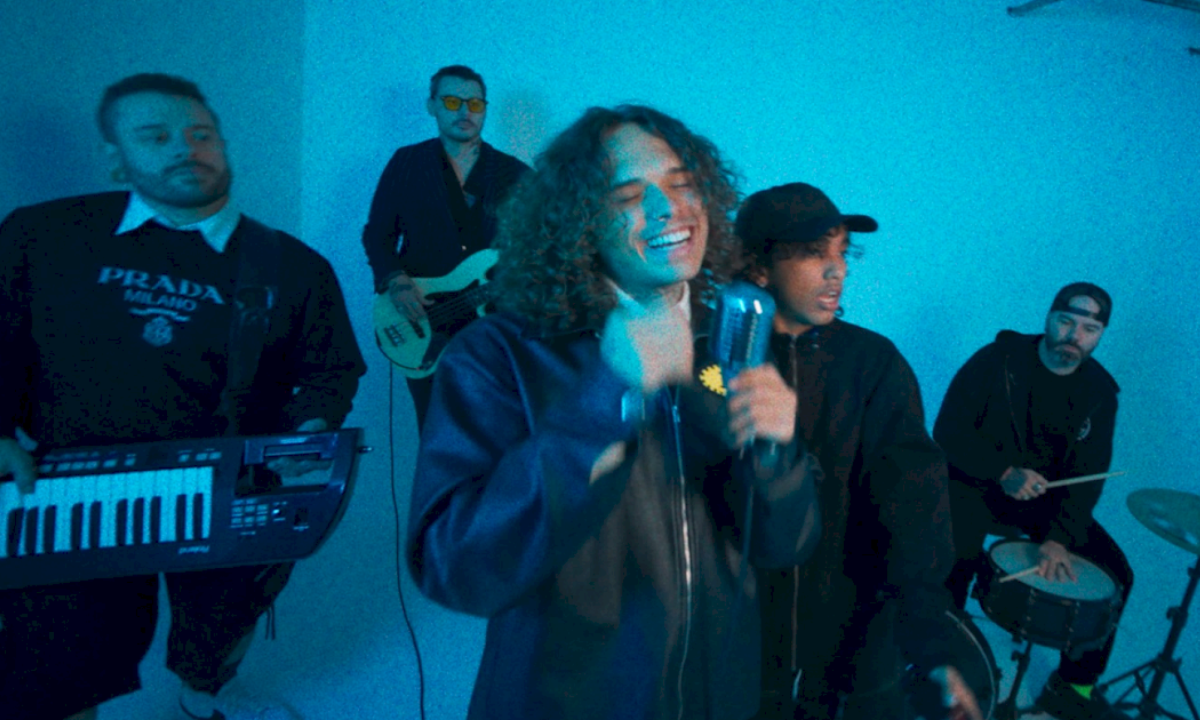 Los Brasileros cruza o ‘Atlântico Sul’ no inédito single ‘Devagar’ - (crédito: Gabriel Lucas) Los Brasileros cruza o ‘Atlântico Sul’ no inédito single ‘Devagar’ - (crédito: Gabriel Lucas)
