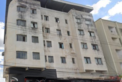 Mulher pulou janela de prédio para fugir do marido -  (crédito: Google Street View)