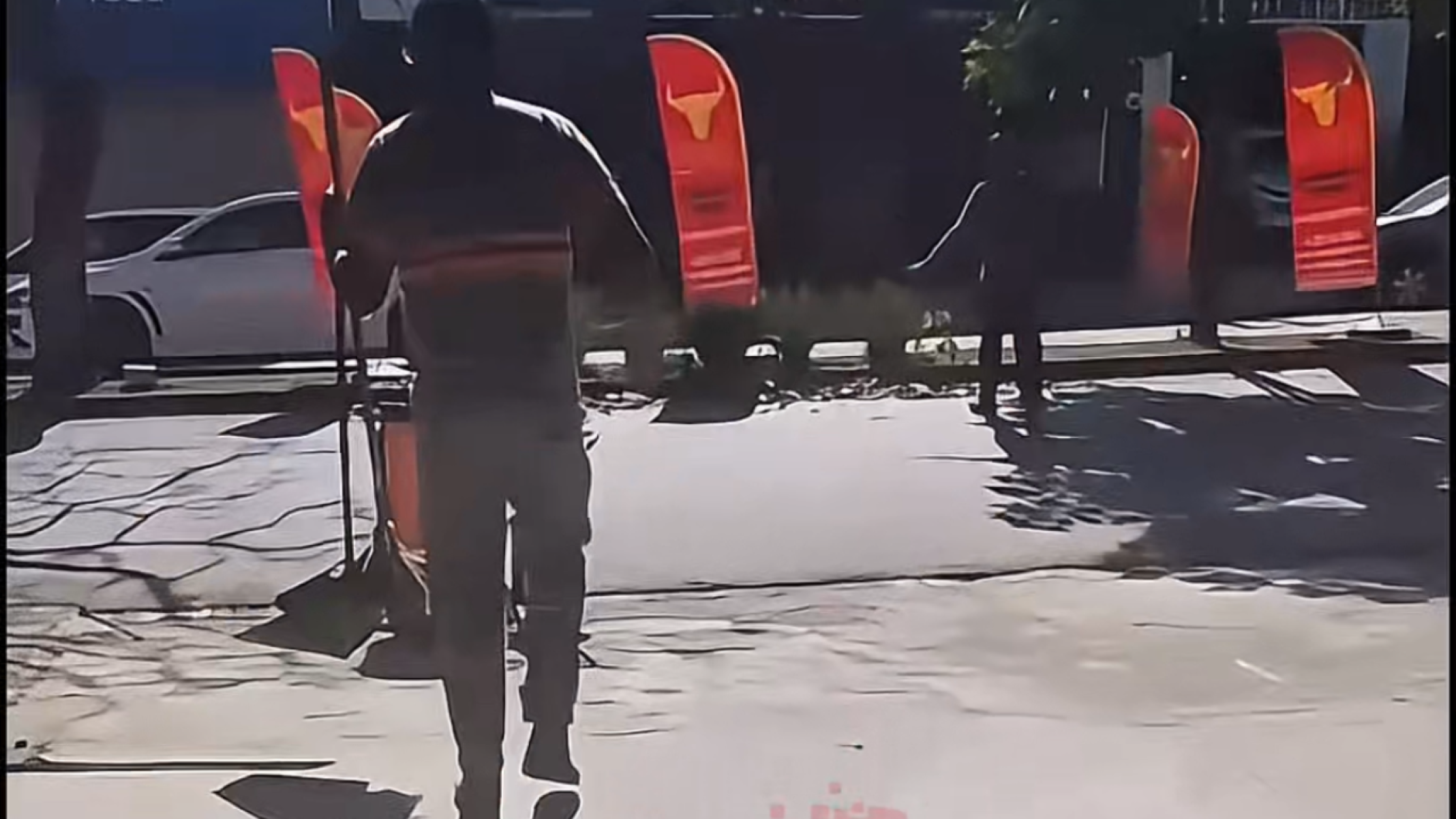 Vídeo: gari é humilhado enquanto trabalhava em cidade de Minas - ReproduÃ§Ã£o Redes Sociais