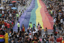 No Dia do Orgulho, deputados do PSOL fazem mutir&#227;o de leis contra cura gay