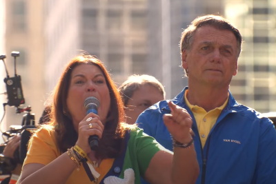 Deputada federal discursou durante manifestação bolsonarista neste domingo (29/6) -  (crédito: Reprodução/Silas Malafaia)
