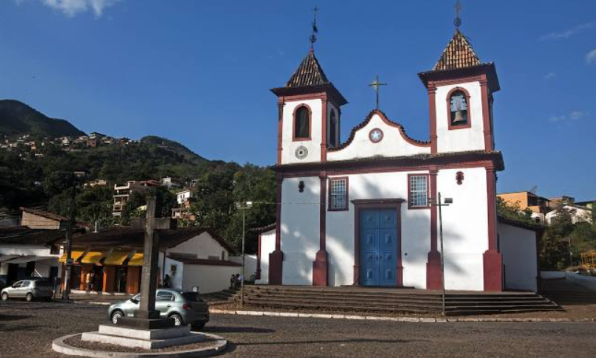 O centro histórico de Sabará foi tombado em 1938 -  (crédito: Imagem: Google Maps/Reprodução)