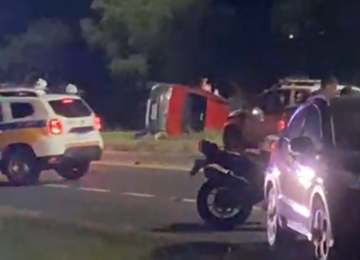 Vídeo: Homem foge da PM, bate em carros e 6 pessoas ficam feridas -  (crédito: DivulgaÃ§Ã£o/PMMG)