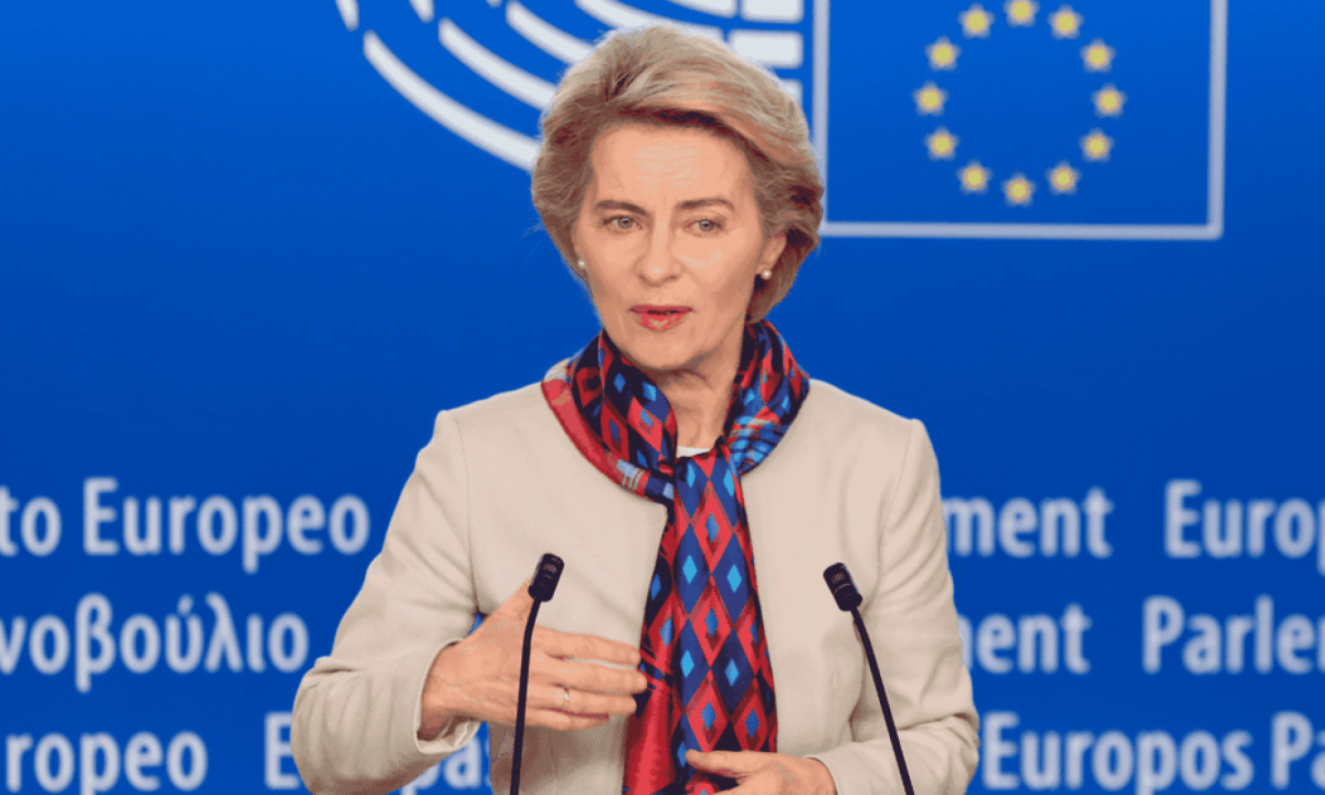 Empresas europeias pedem que UE ‘pare o relógio’ da Lei de IA, mas cronograma segue -  (crédito: Platobr Internacional)