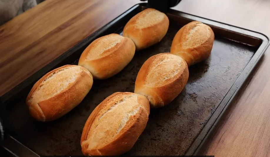 Apelidos do pãozinho em diferentes estados do Brasil - Reprodução YouTube Amo Pão Caseiro
