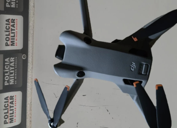 Jovem é preso por usar drone para filmar moradores em momentos íntimos -  (crédito: DivulgaÃ§Ã£o/PMMG)