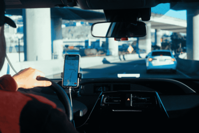 Número de motoristas de app cresce 35% em dois anos, aponta estudo -  (crédito: Platobr Economia)