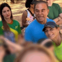 Rei do Laranjal vai a manifestação por anistia de Bolsonaro