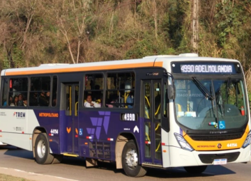 A linha de ônibus 4990 que liga os bairros Adelmolândia e Paciência, em Sabará até Belo Horizonte -  (crédito: Ônibus Brasil/Tiago Aredes/Reprodução )