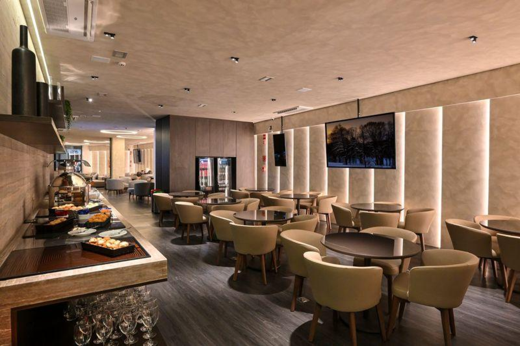 Gastronomia e serviços refinados na nova sala VIP do aeroporto de BH