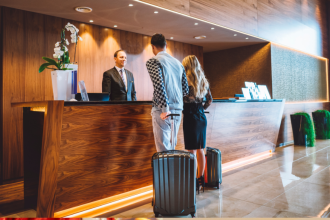Revolução na hotelaria: Ministério do Turismo digitaliza Ficha de Hóspedes