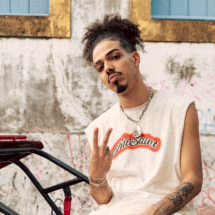 Léo da Bodega lança o inédito clipe de ‘ZUNZUNZUM’ 
