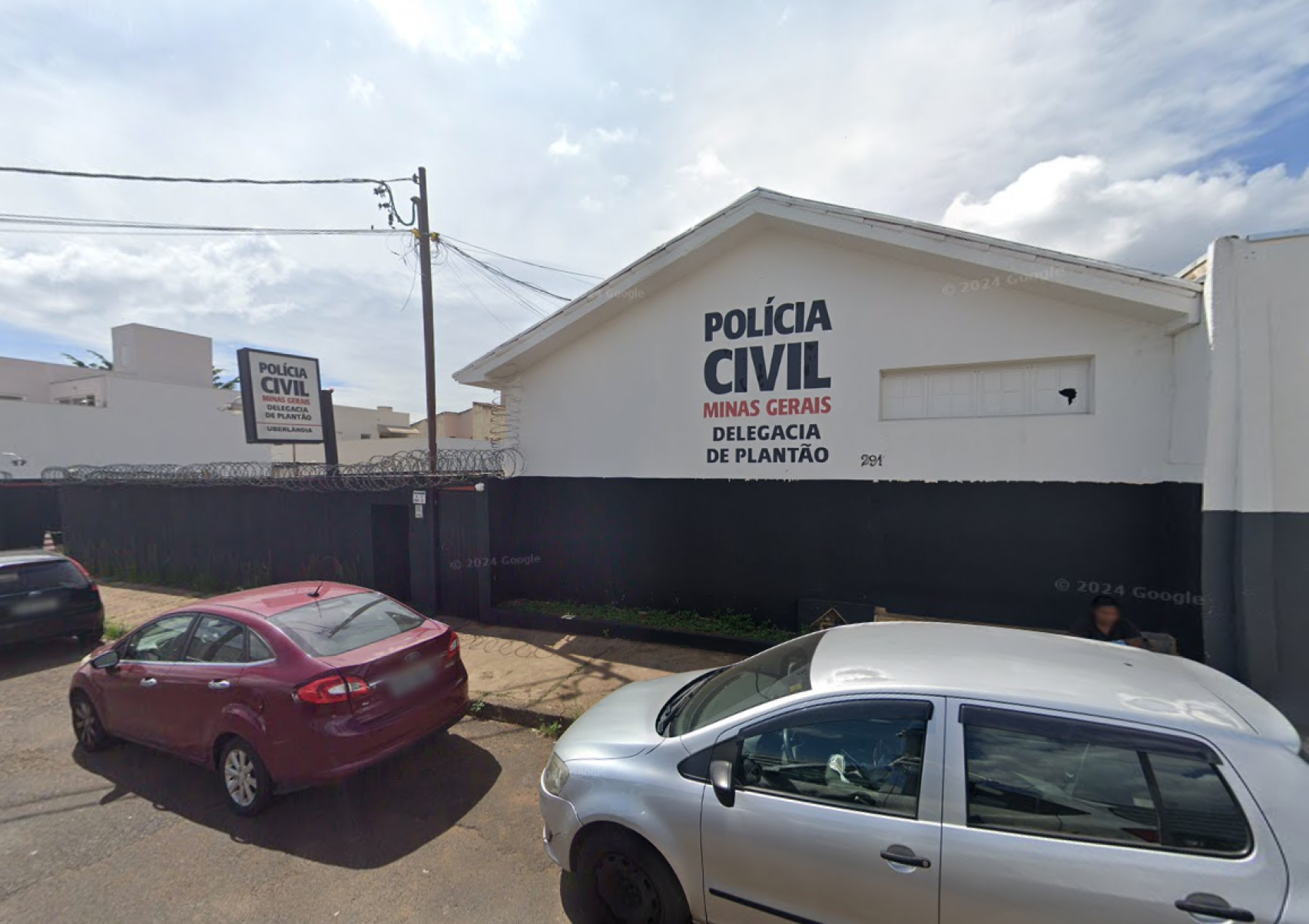 MG: menina de 4 anos teria sido estuprada por irmão e pai - Google Street View/Reprodu&ccedil;&atilde;o