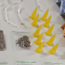 Homem diz traficar há 2 dias e é preso com drogas em BH - PMMG/Divulgação