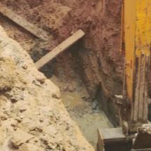 Trabalhador morre soterrado após desabamento em obra de saneamento em MG - CBMMG/Reprodução