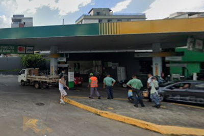 Posto de gasolina onde homem foi executado na tarde dessa segunda-feira (6/10) -  (crédito: Google Street View/Reprodução)