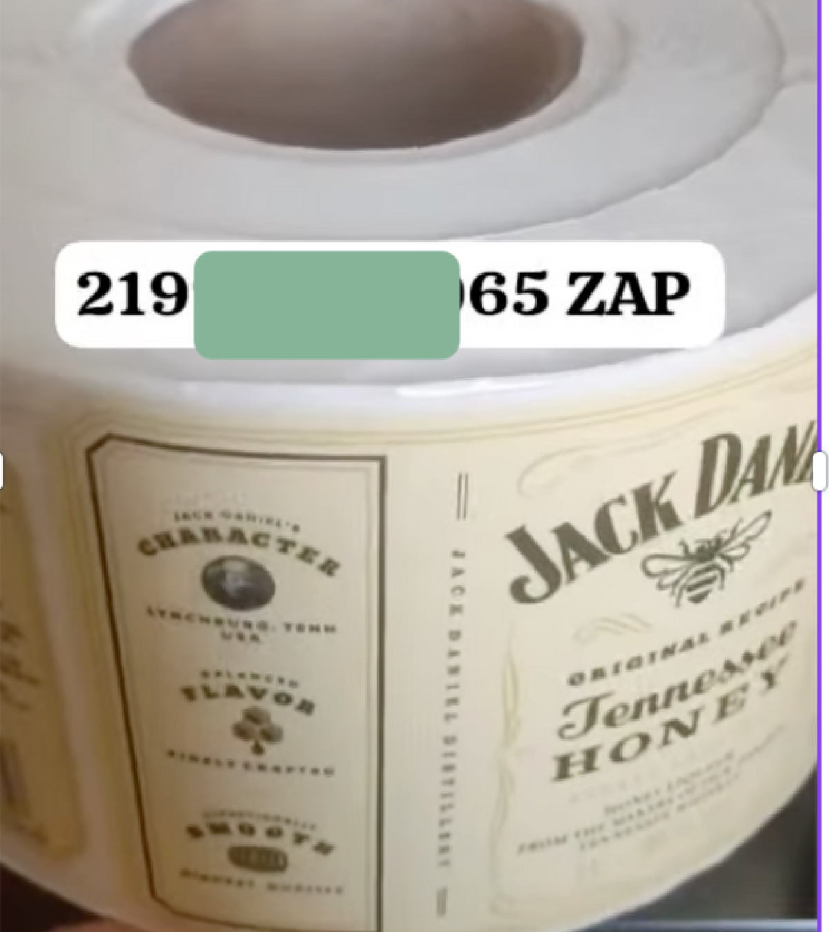 Após reportagem da BBC, AGU manda Facebook tirar do ar venda de material usado para falsificar bebidas - Reprodução