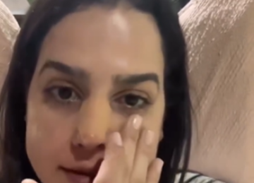 Uma das servidoras da escola desabafou nas redes sociais sobre a agressão -  (crédito: Redes Sociais/Reprodução)