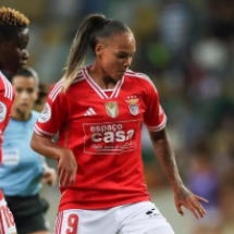 Brasileira do Benfica sofre traumatismo craniano durante jogo - No Ataque Internacional