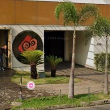 Menor de idade com garota de programa é apreendido com arma em motel - Google Street View/Reprodução