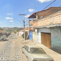 Jovem é executado com cinco tiros dentro de casa na Grande BH - Google Street View/Reprodução
