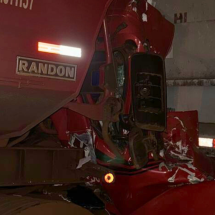 Vídeo: colisão entre carretas interdita BR-381 na Grande BH - Redes Sociais/Reprodução