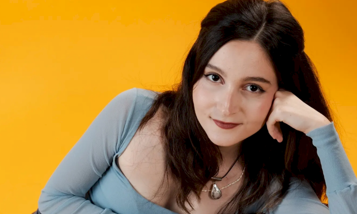 Com EP 'Vem comigo', Malu Azevedo apresenta uma MPB de alma leve - (crédito: Caio Viedo) Com EP 'Vem comigo', Malu Azevedo apresenta uma MPB de alma leve - (crédito: Caio Viedo)