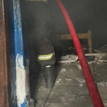 Cigarro esquecido aceso provoca incêndio em casa de Juiz de Fora - Divulgação/Corpo de Bombeiros