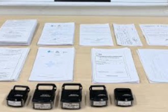 Mulher é presa por vender atestados médicos falsos a servidores públicos