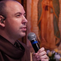 Frei Gilson: o fenômeno do padre que arrasta multidões - Reprodu&ccedil;&atilde;o/Instagram