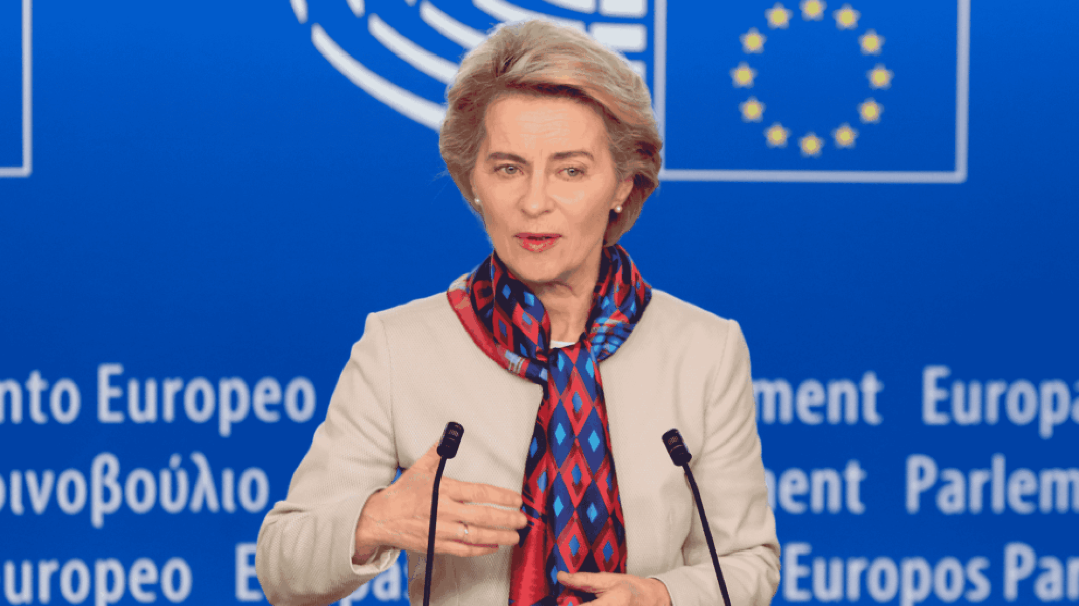 Empresas europeias pedem que UE ‘pare o relógio’ da Lei de IA, mas cronograma segue