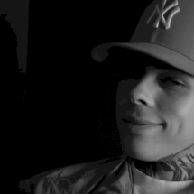 MC PH lança 'Vivendo no Topo', produzida por trio vencedor do Grammy - Divulgação