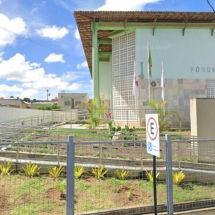 MG: prefeitura deverá indenizar familiares de idosa que caiu de caminhão  - Google Street View / Reprodução