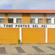 Menino de 13 anos tem mal súbito e morre dentro de escola em Minas - Google Street View/Reprodução
