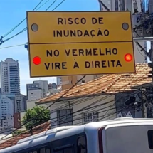 Novas placas luminosas alertam motoristas sobre risco de inundação em BH - Reprodução/Prefeitura de Belo Horizonte