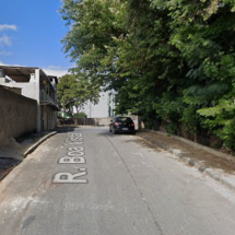 BH: homem leva tiro no pescoço, pula muro de casa e morre no quintal - Google Street View/Reprodução