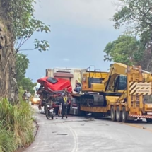 Acidente grave entre carretas interdita BR-381 na Grande BH - Redes Sociais/Reprodução