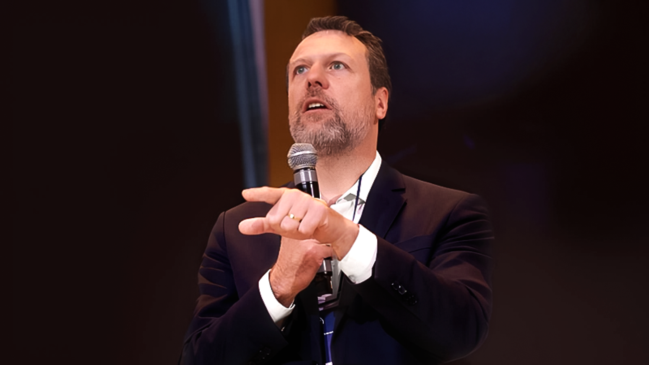 Estudo do ISG menciona Falconi pelo uso de IA em gestão - DINO