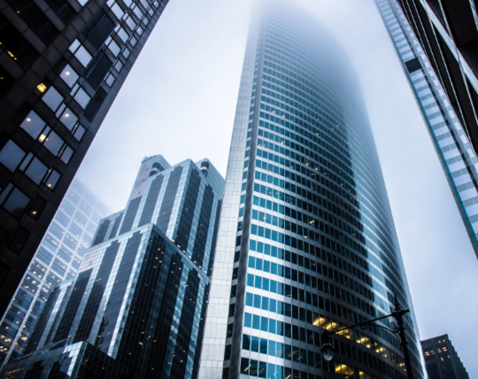 Expansão do setor imobiliário atrai atenção de investidores - DINO