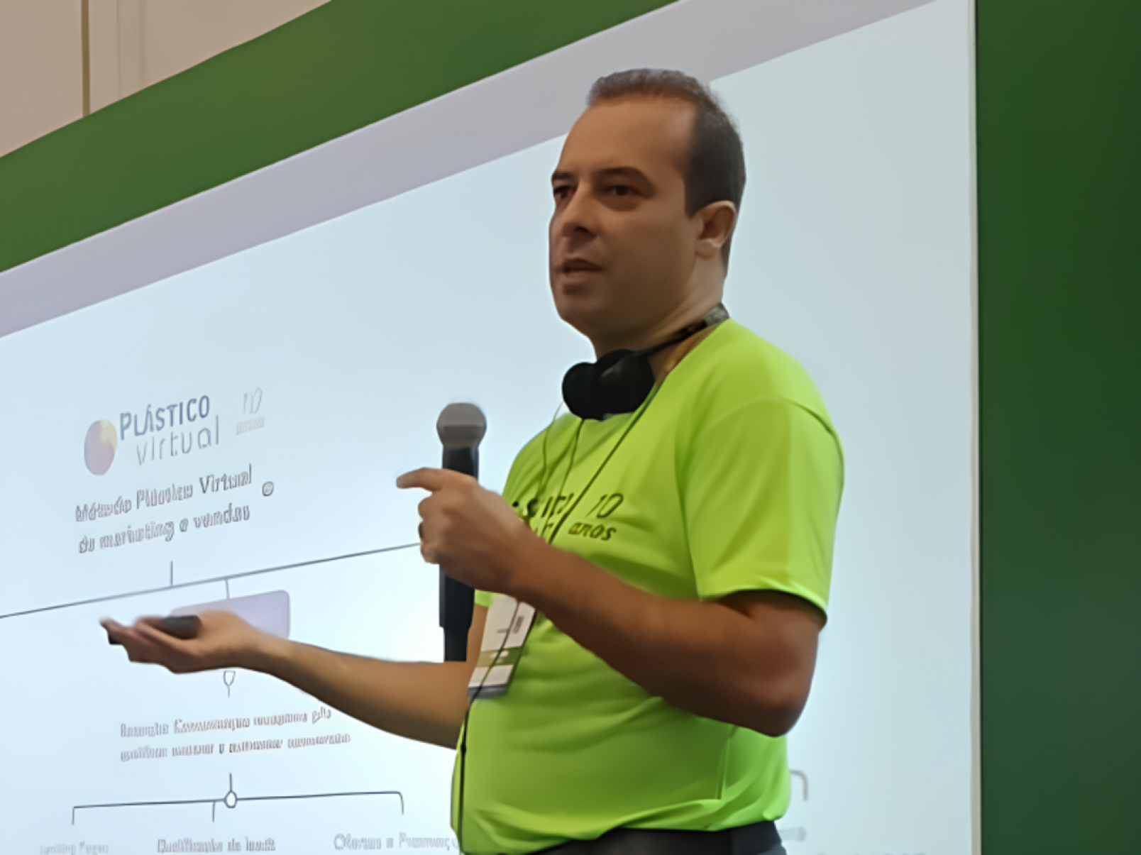 Alamo une IA e técnica para ditar nova era na prospecção B2B - DINO