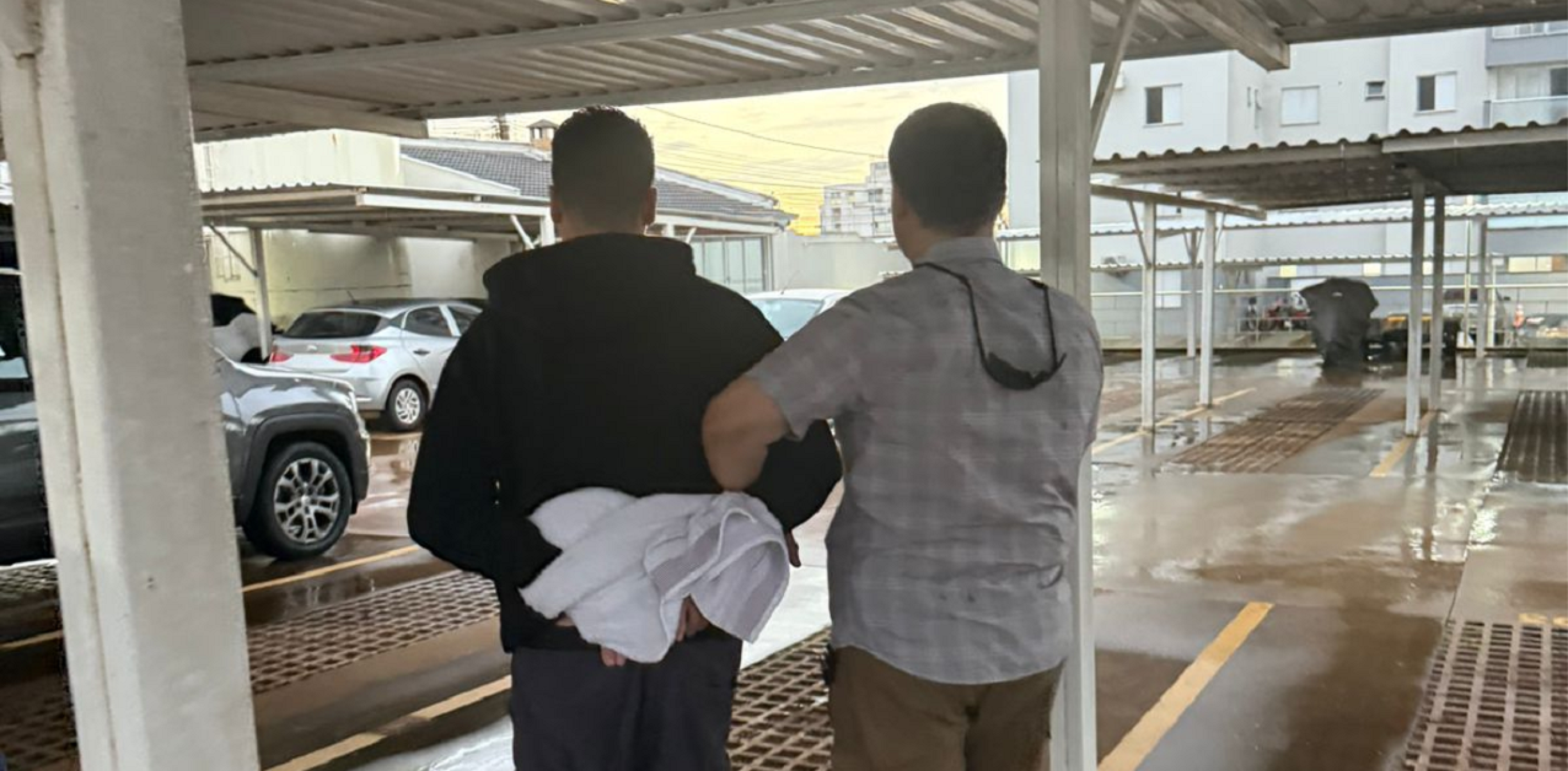 Golpista que abastecia e fugia de postos é preso em Uberlândia -  (crédito: DivulgaÃ§Ã£o/PCMG)