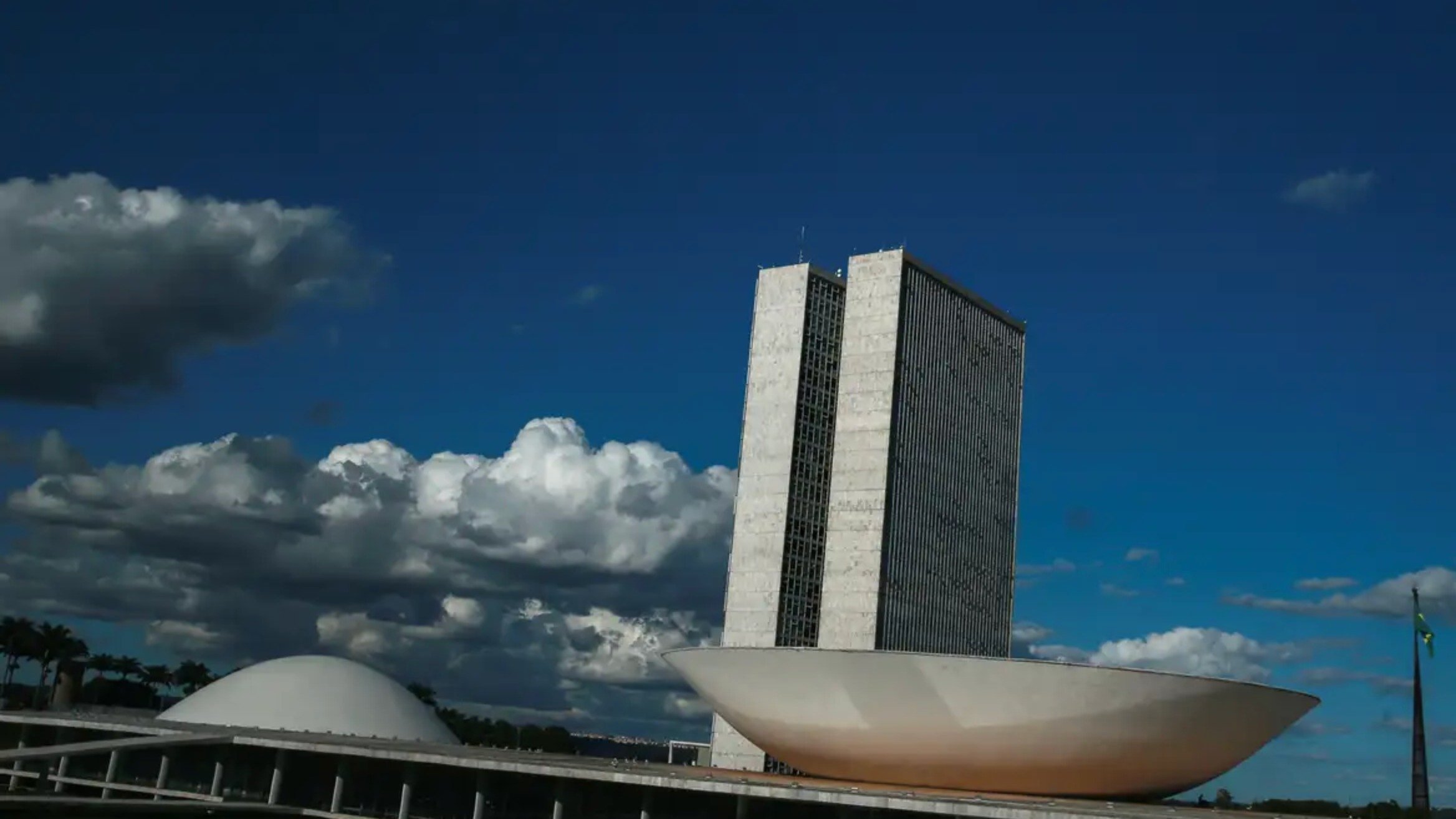 O Congresso Nacional, em Bras&iacute;lia: presen&ccedil;a obrigat&oacute;ria para deputados cumprirem seus mandatos -  (crédito: Marcello Casal JrAg&ecirc;ncia Brasil)
