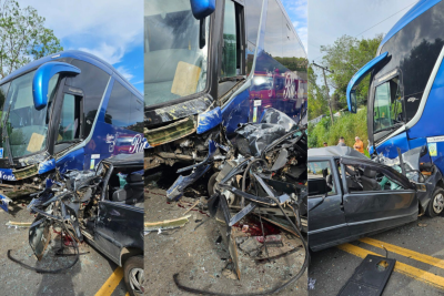 O Fiat Uno teria perdido o controle da direção e colidido frontalmente com o ônibus -  (crédito: Corpo de Bombeiros/Reprodução)