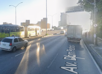 Racha teve fim na Avenida Pedro I, nas proximidades do Parque Lagoa do Nado, no Bairro Itapoã -  (crédito: Google Street View/Reprodução)