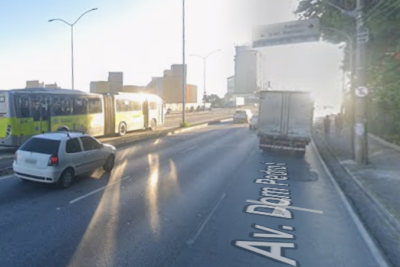 Racha teve fim na Avenida Pedro I, nas proximidades do Parque Lagoa do Nado, no Bairro Itapoã -  (crédito: Google Street View/Reprodução)