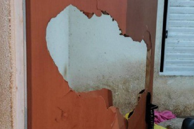 Homem viola medida protetiva e agride mulher jogando ela contra porta -  (crédito: DivulgaÃ§Ã£o/PMMG)