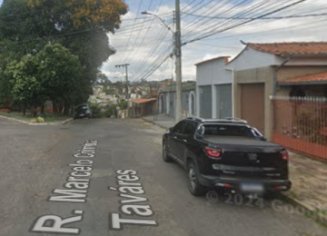 O homicídio do motociclista aconteceu no Bairro Califórnia, Região Noroeste de Belo Horizonte (MG) -  (crédito: Google Street View/Reprodução)