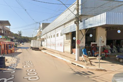 Crime aconteceu na noite dessa segunda-feira (26/1), no Bairro Vianinha, em Esmeraldas (MG), na Região Metropolitana de Belo Horizonte -  (crédito: Google Street View/Reprodução)