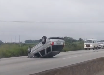 O congestionamento se estende até o viaduto da Avenida Amazonas, no Anel Rodoviário, na capital mineira -  (crédito: Redes Sociais/Reprodução)