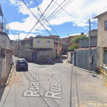 Homem é morto a tiros ao entregar material escolar na porta de casa, em BH - Google Street View/Reprodução